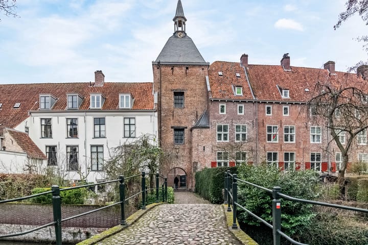 Foto 42 van Sint Janskerkhof 8