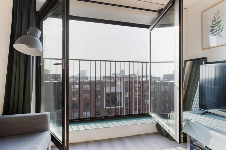 Photo 3 of Welnastraat 649