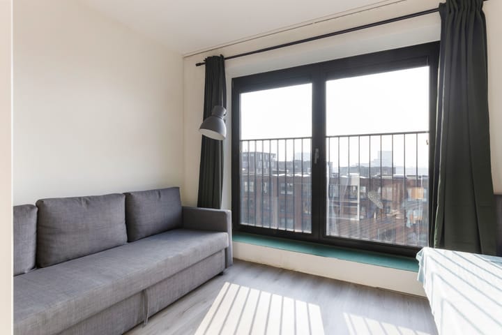 Photo 5 of Welnastraat 649