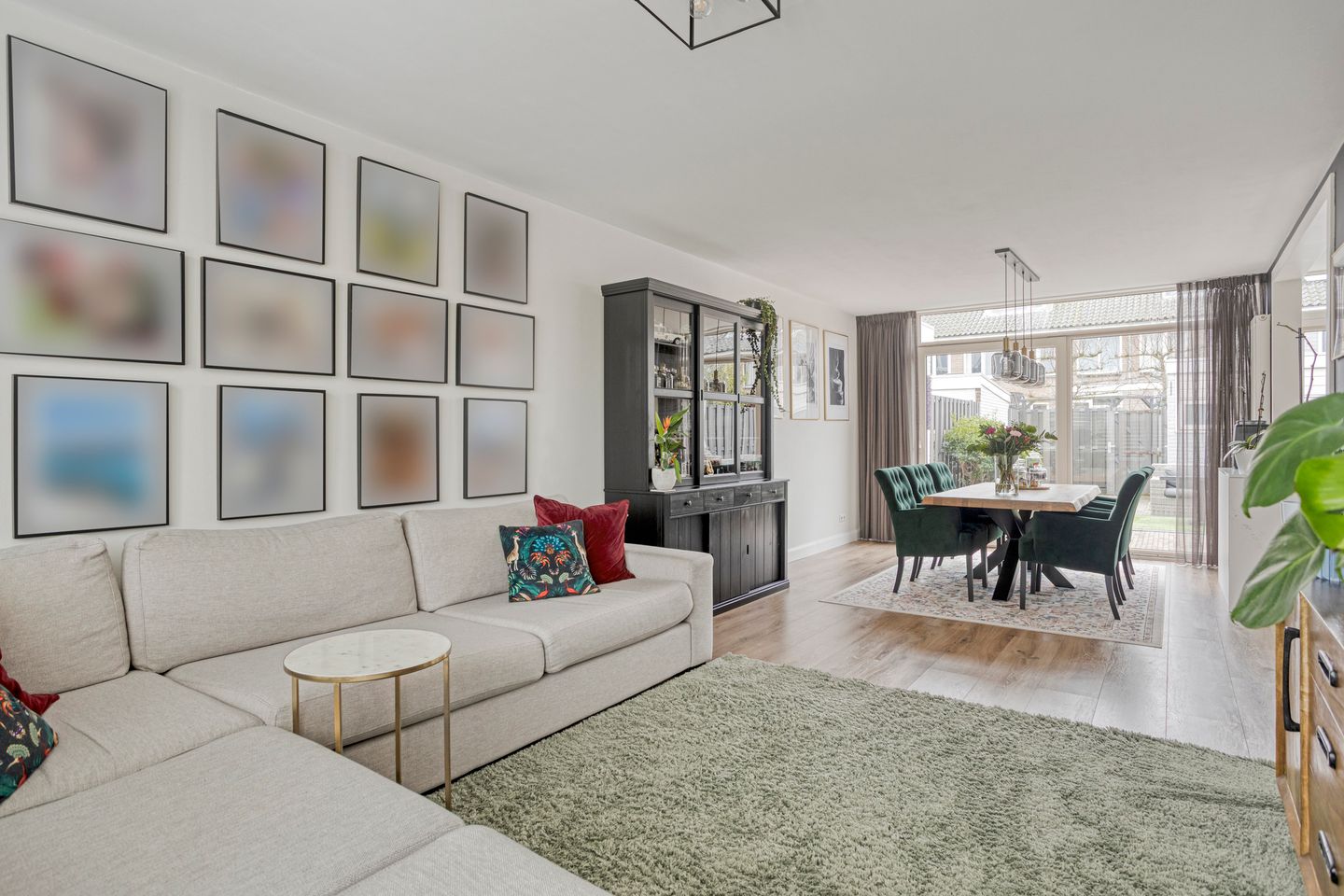 Photo 4 of Lessestraat 55