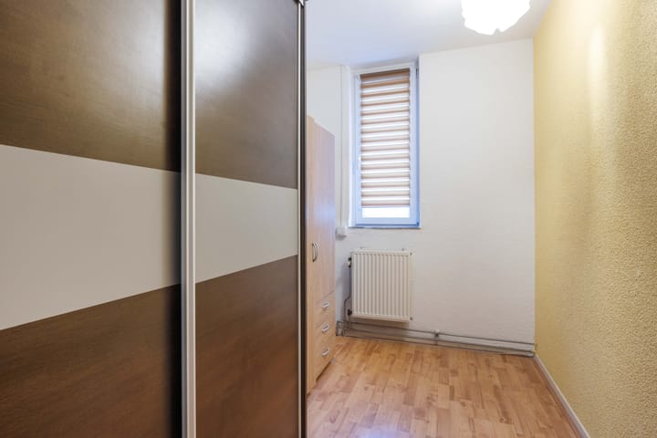 Spacious terraced house with four bedrooms and southwest-facing garden — 31