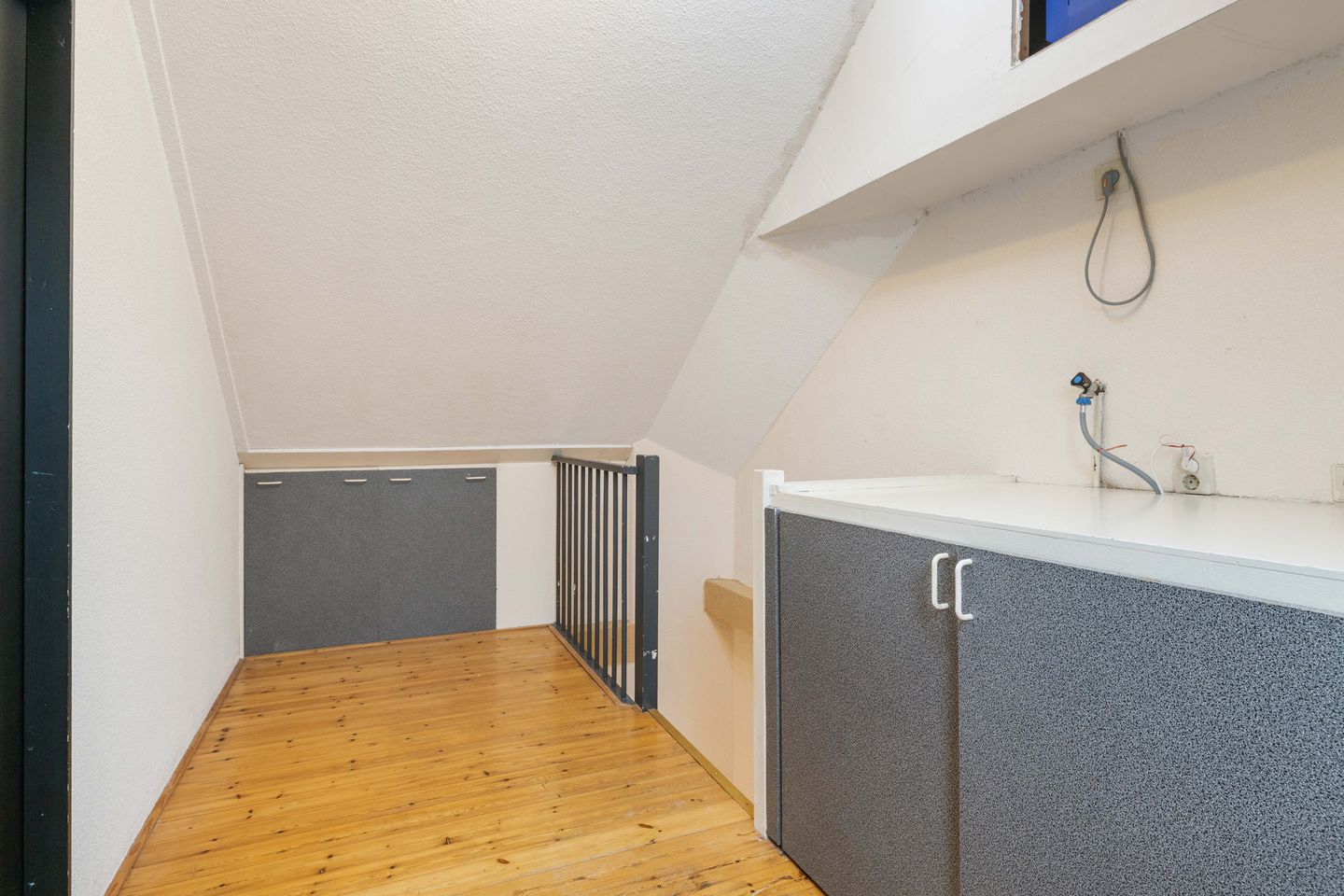 Spacious terraced house with four bedrooms and southwest-facing garden — 40