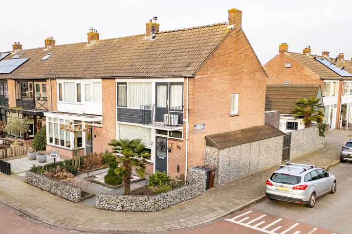 Foto 2 van Burggraaf Zwederlaan 13