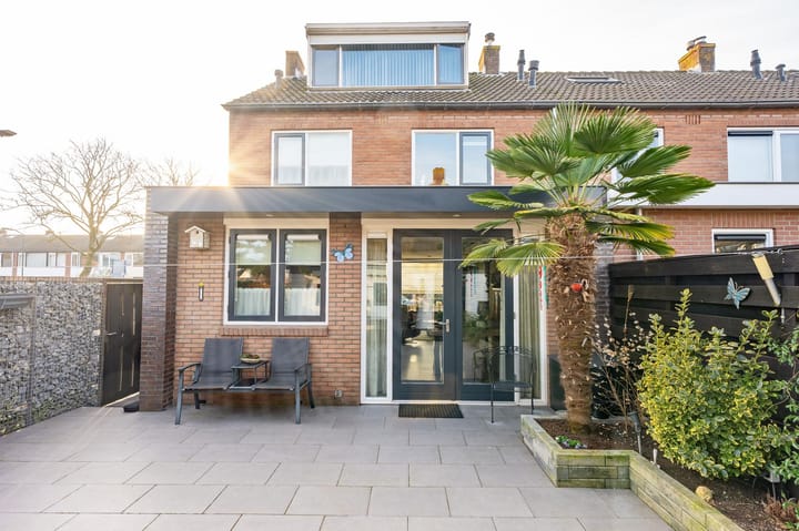 Foto 3 van Burggraaf Zwederlaan 13