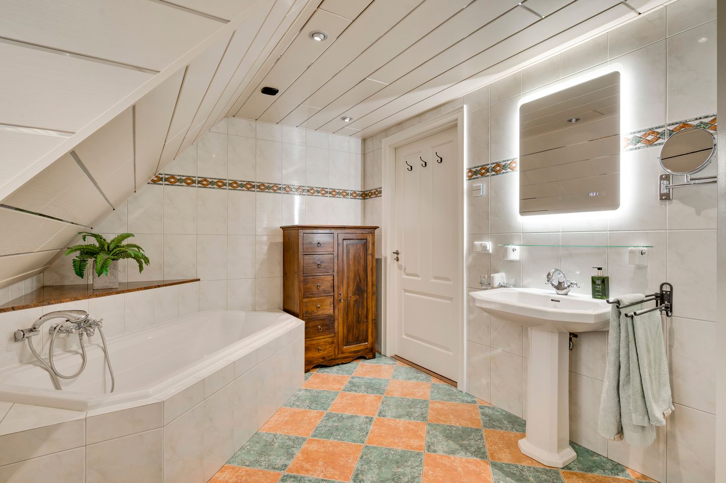 Photo 40 of Braakpeel 5