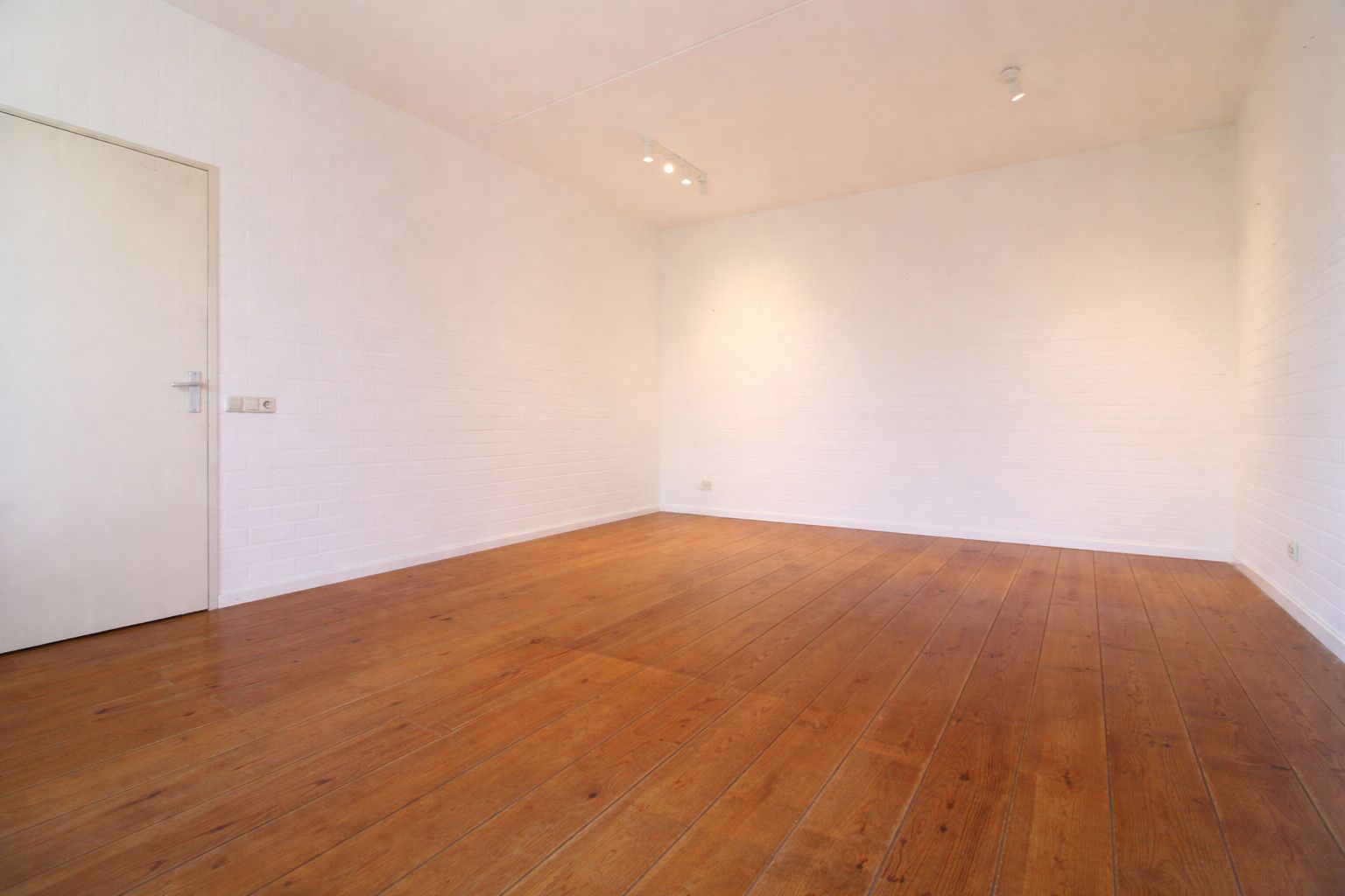 Photo 6 of Burgemeester Krollaan 121