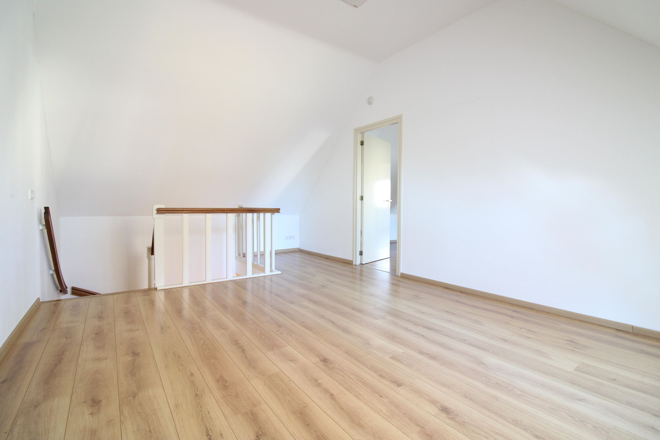 Photo 15 of Burgemeester Krollaan 121