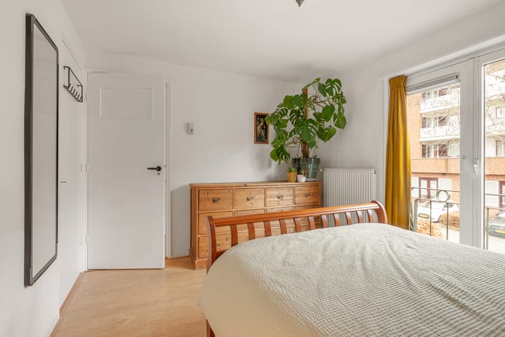 Characteristic Living in Kruiskamp Amersfoort with Sunny Garden and City Centre Nearby — 47