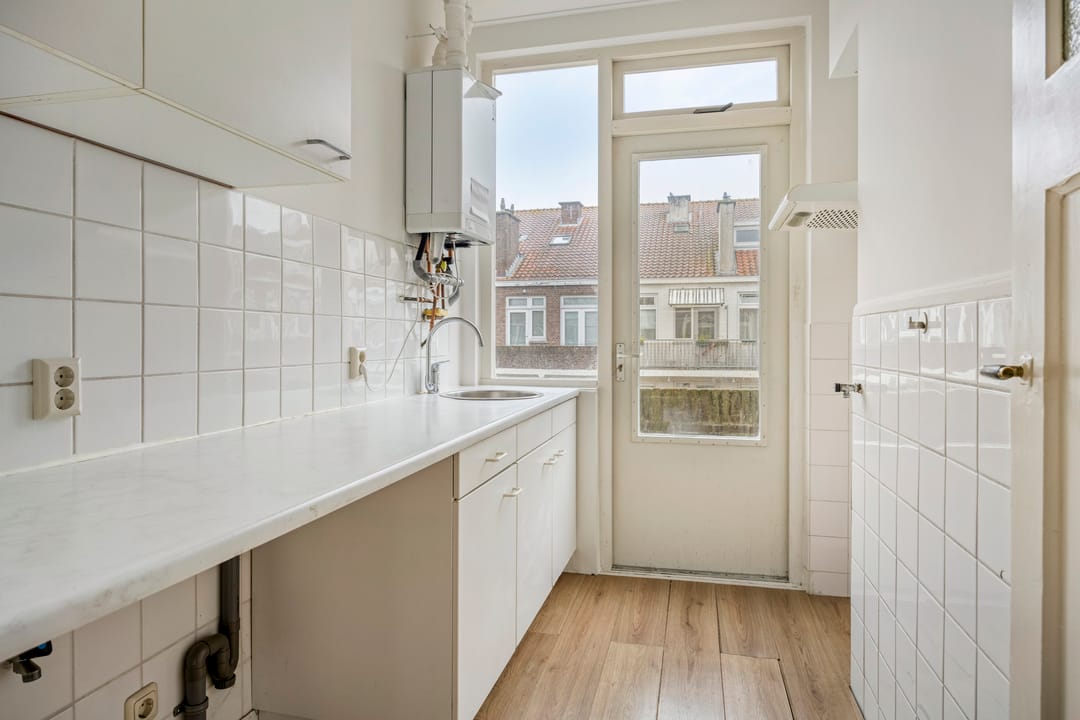 Photo 11 of Damasstraat 138