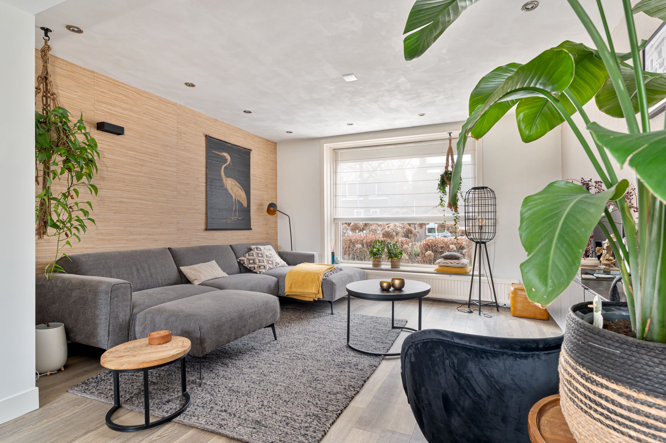 Semi-detached house with large driveway and four bedrooms near Valkenswaard center — 14