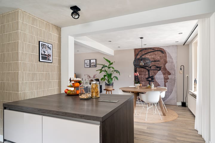 Semi-detached house with large driveway and four bedrooms near Valkenswaard center — 29