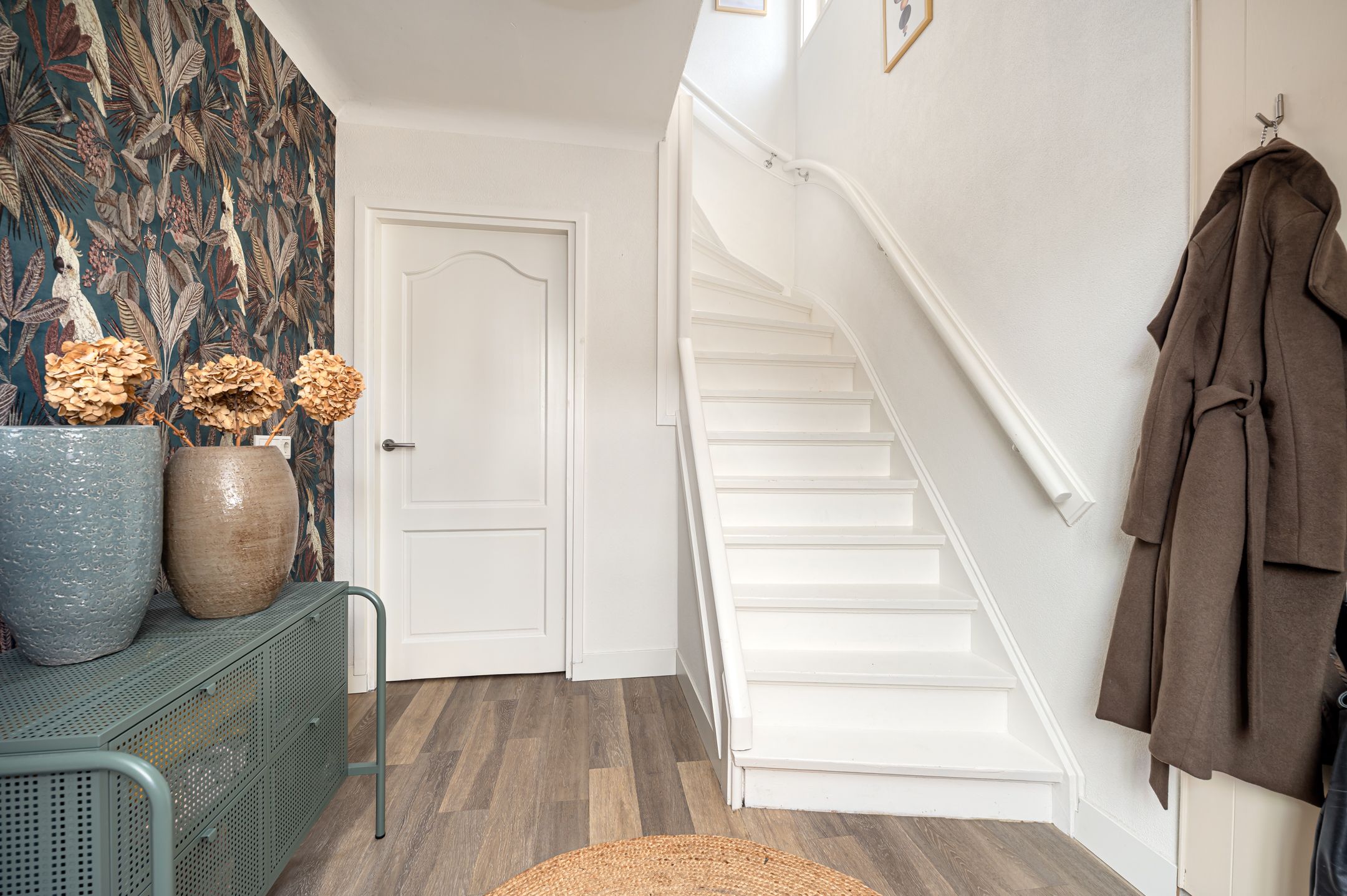 Semi-detached house with large driveway and four bedrooms near Valkenswaard center — 38