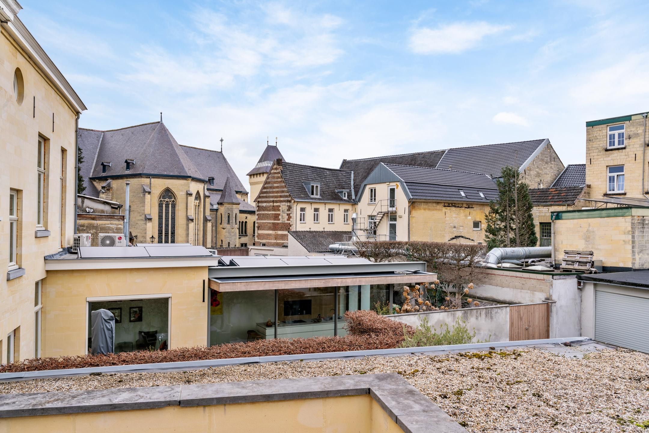 Foto 12 van Engelbertstraat 2