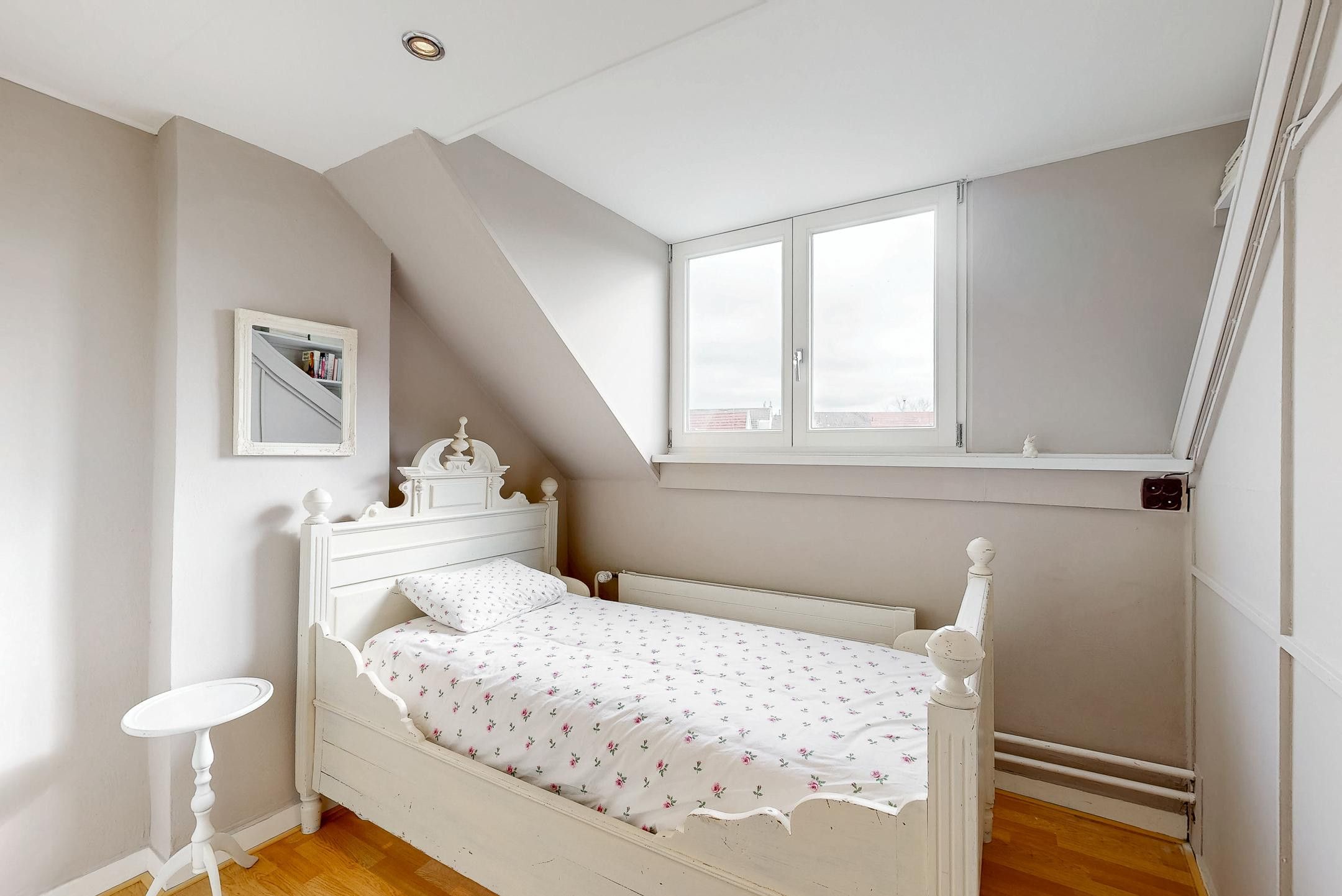 Foto 42 van Engelbertstraat 2