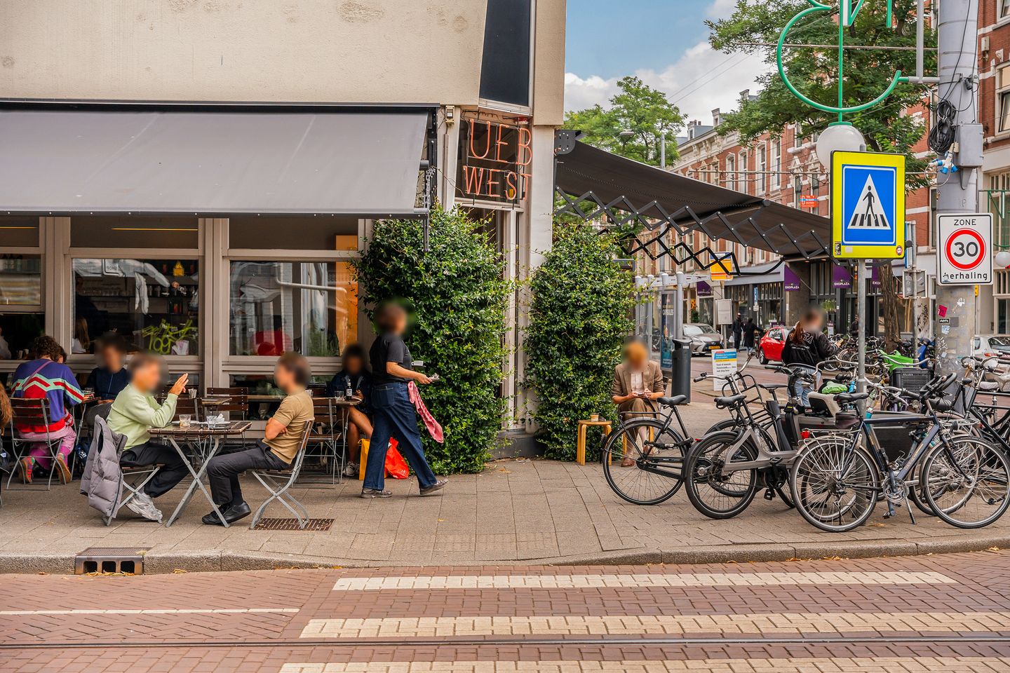 Foto 25 van Nieuwe Binnenweg 338-B01