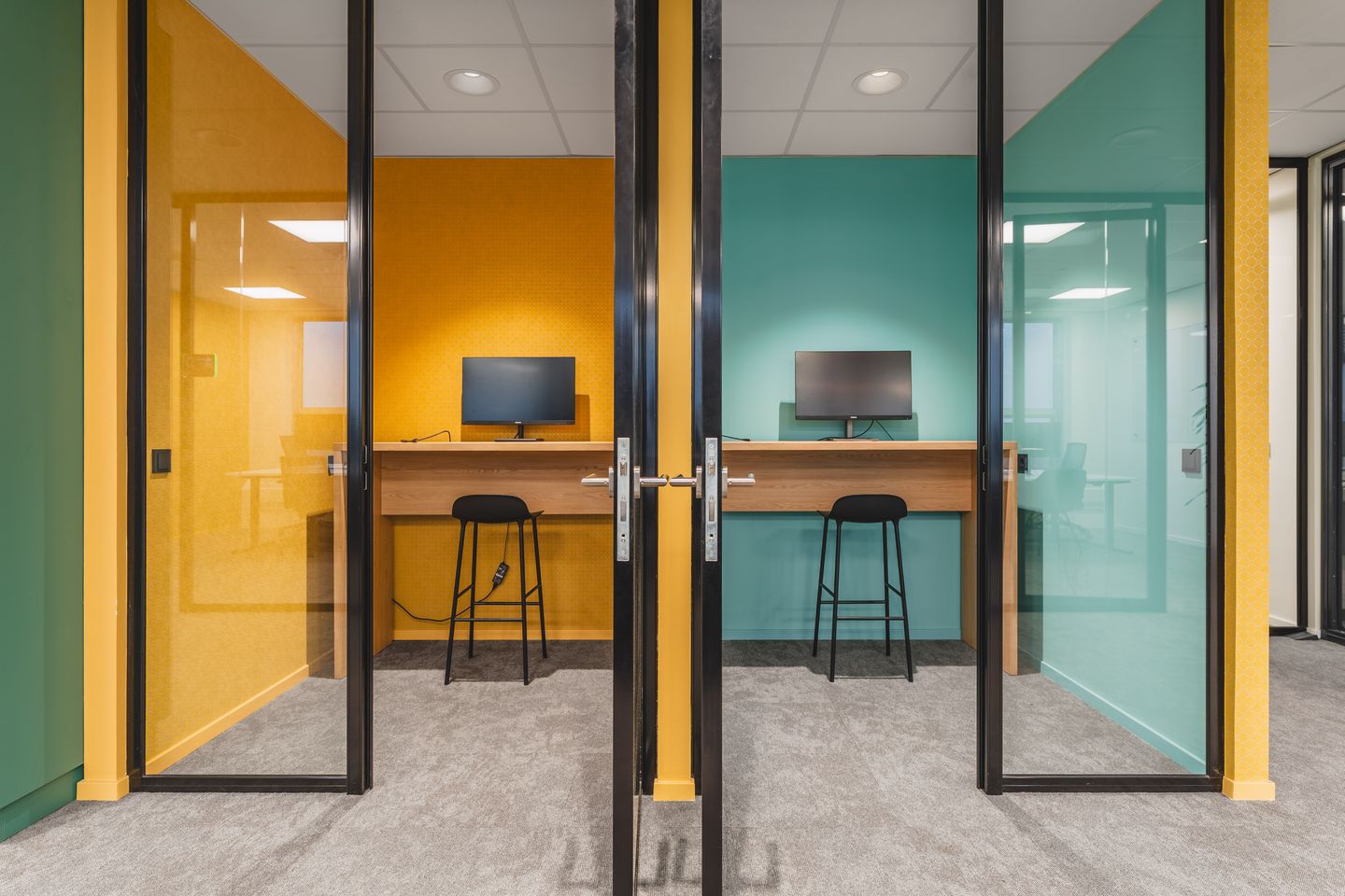 Bekijk foto 5 van Diemerhof 42