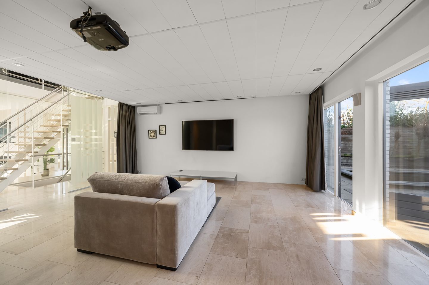 Foto 14 van Tjalk 14