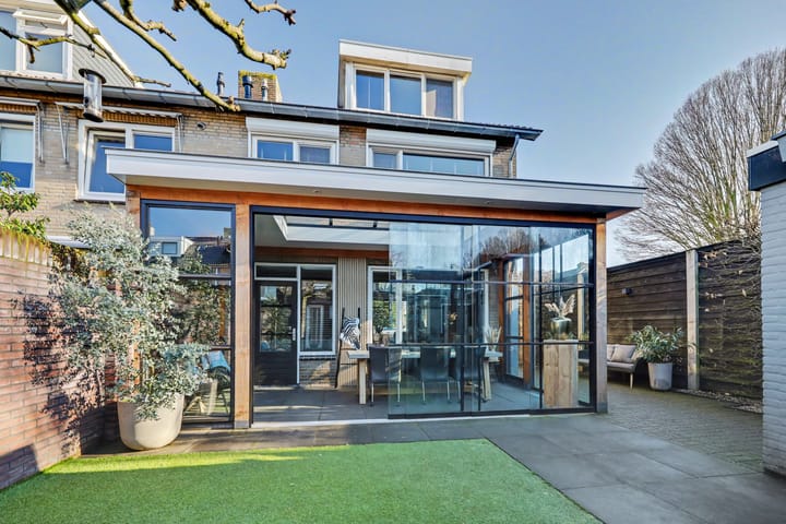 Foto 37 van Gagarinstraat 38