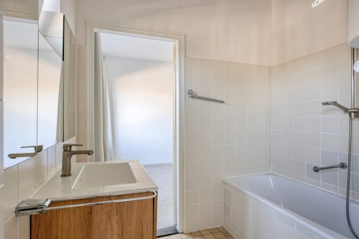 Photo 19 of Oranjeplein 88-B