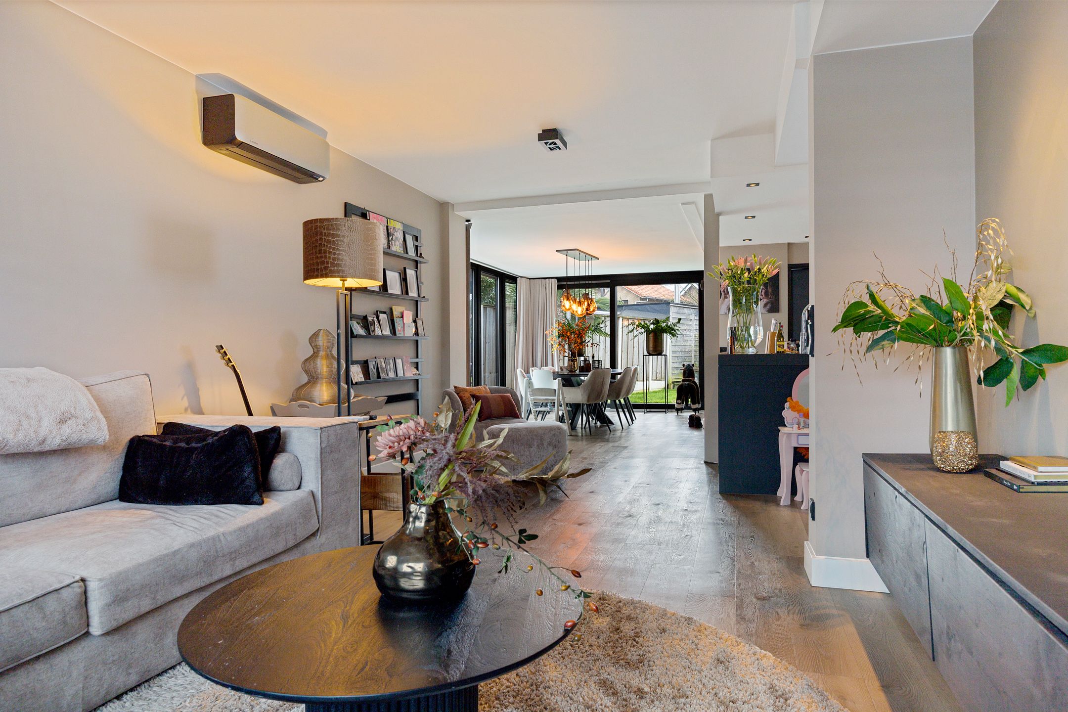 Photo 15 of Irenestraat 10