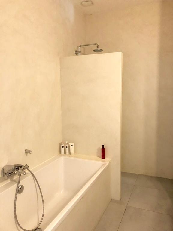 Photo 14 of Laing's Nekstraat 35-H