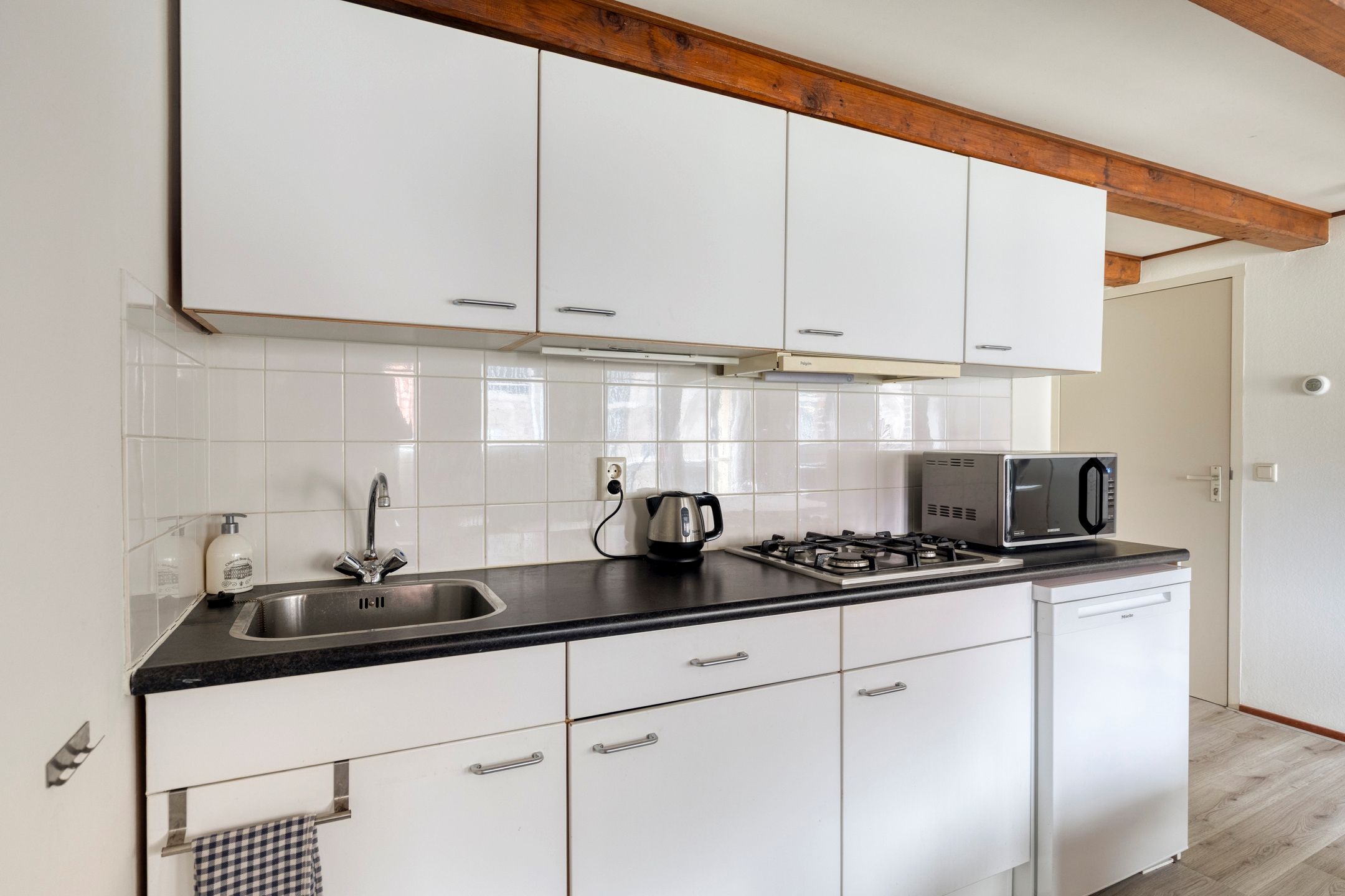 Foto 12 van Pieterstraat 7-C