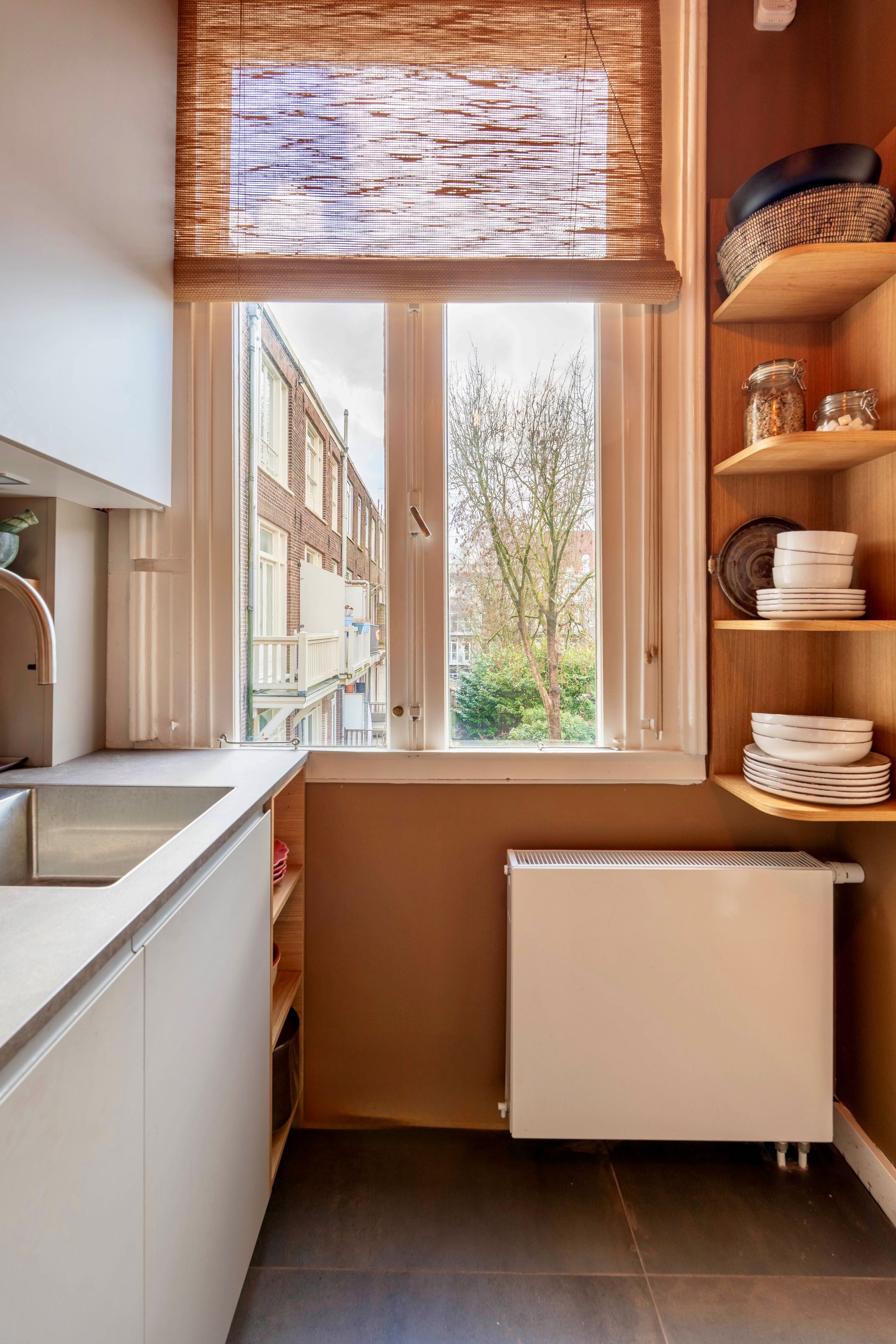 Foto 12 van Alberdingk Thijmstraat 28-2