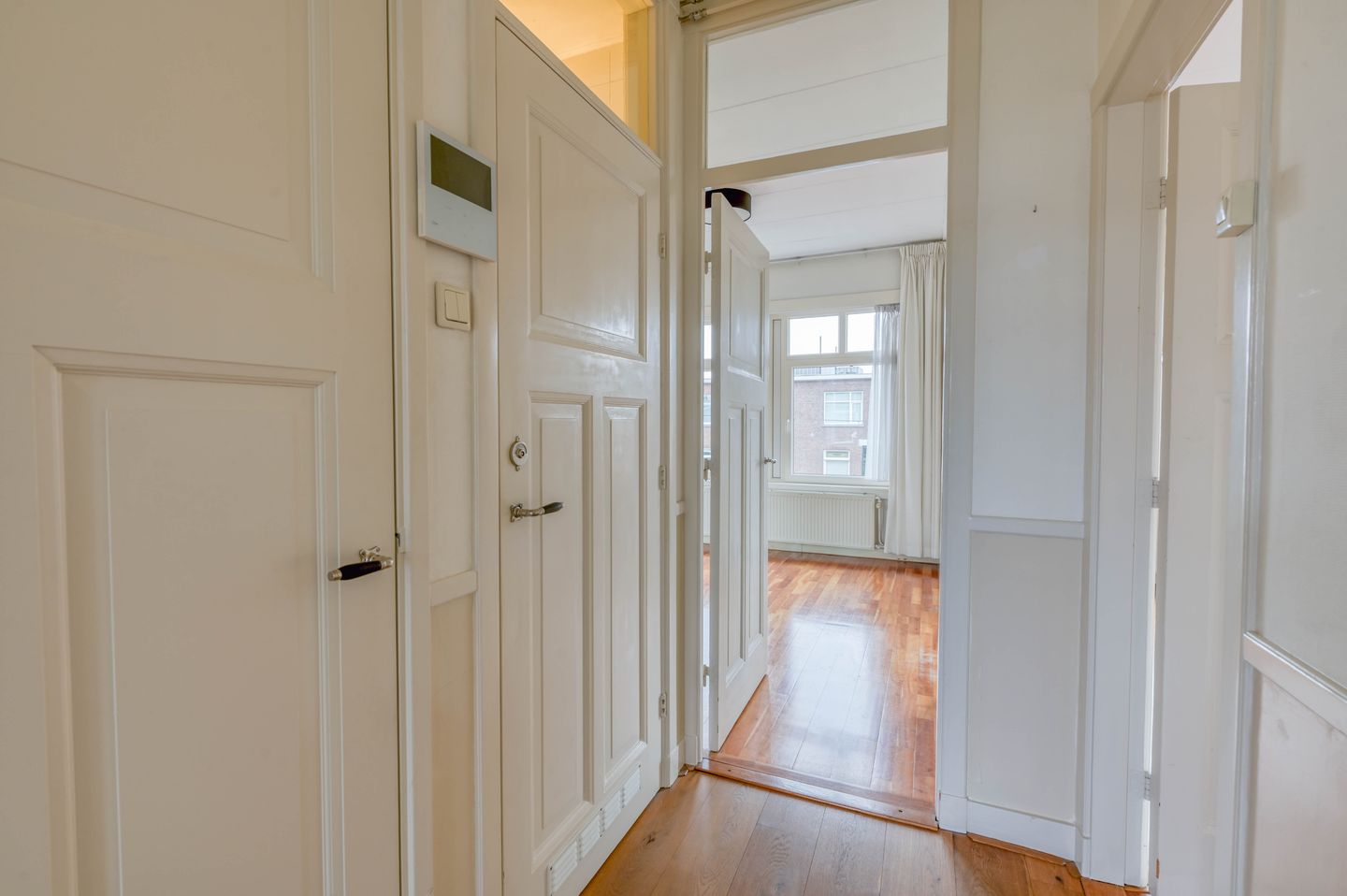 Foto 10 van Juliana van Stolberglaan 197