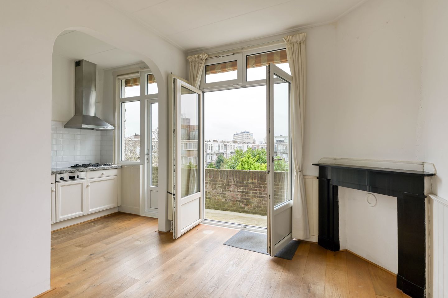 Foto 25 van Juliana van Stolberglaan 197