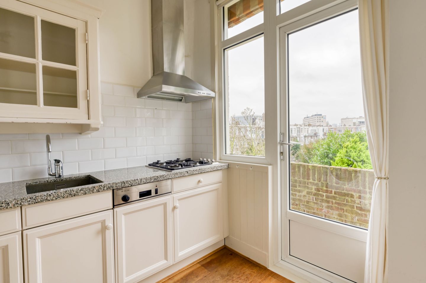 Foto 34 van Juliana van Stolberglaan 197