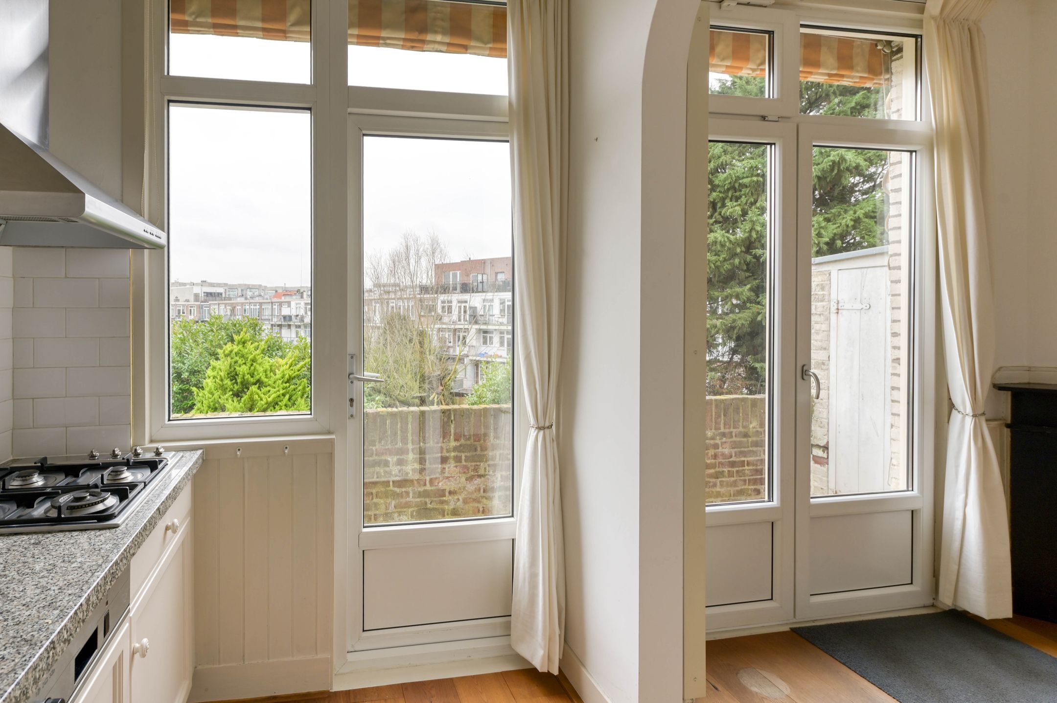 Foto 36 van Juliana van Stolberglaan 197