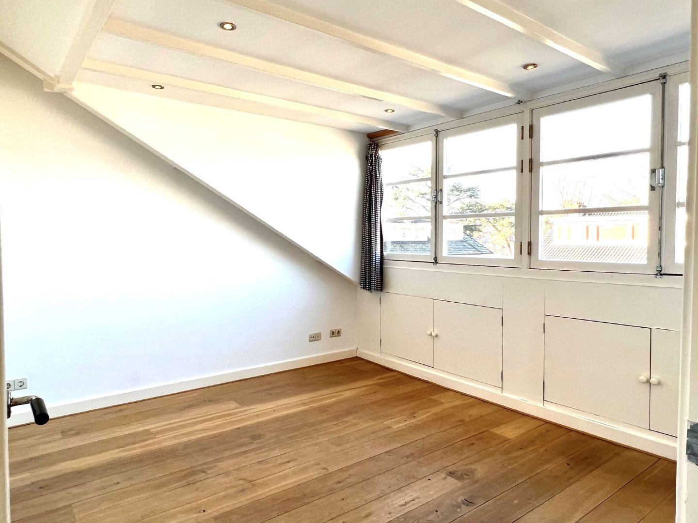 Foto 20 van Mr. Rendorplaan 5