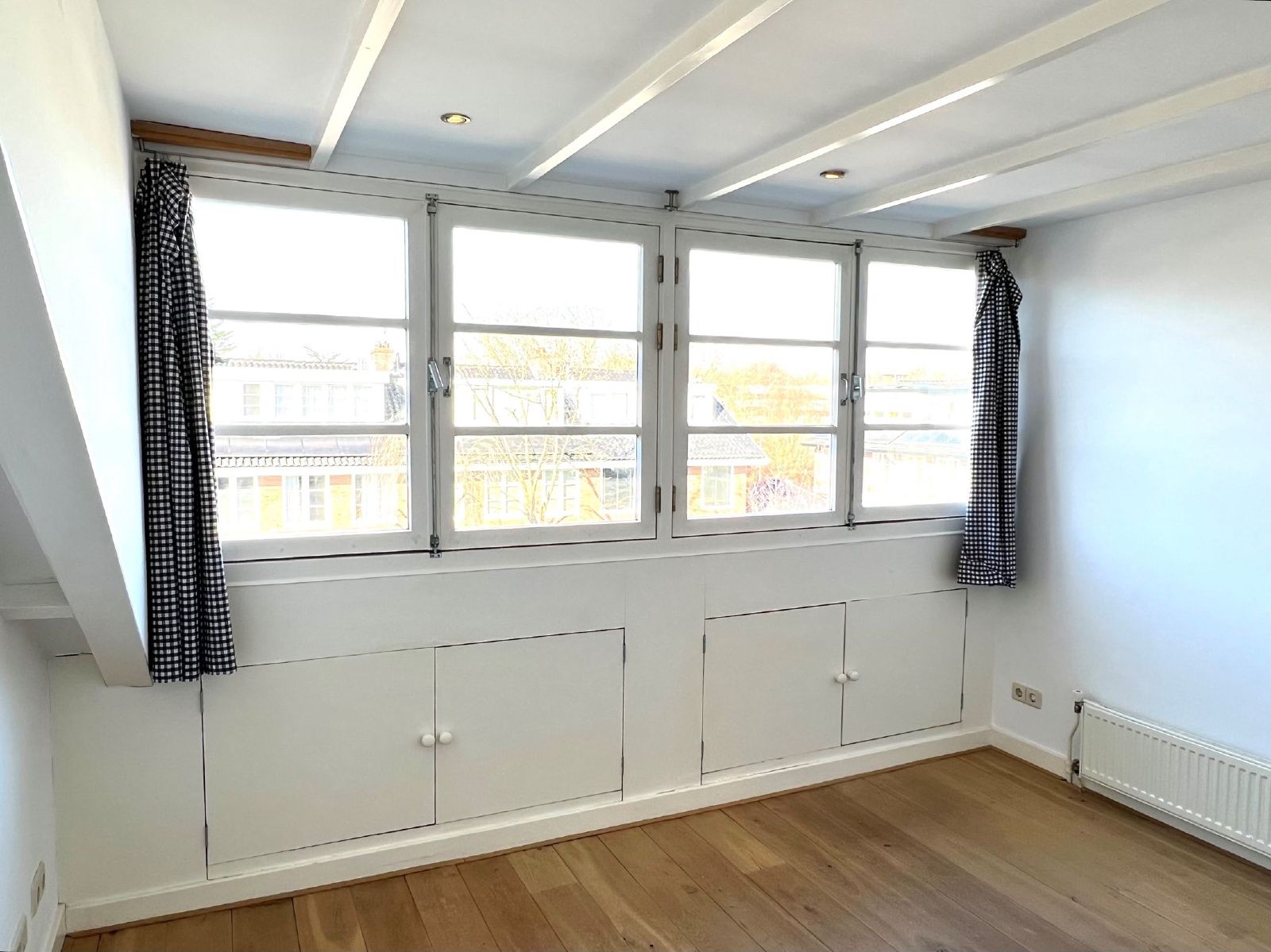 Foto 21 van Mr. Rendorplaan 5