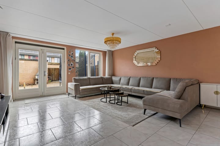 Foto 2 van Roxenissestraat 22