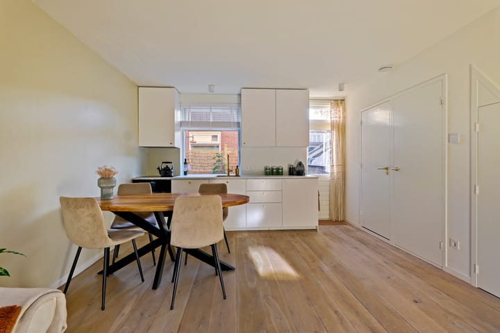 Photo 6 of Zamenhofstraat 82