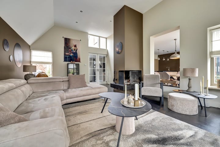 Foto 2 van Van Deelenstraat 33