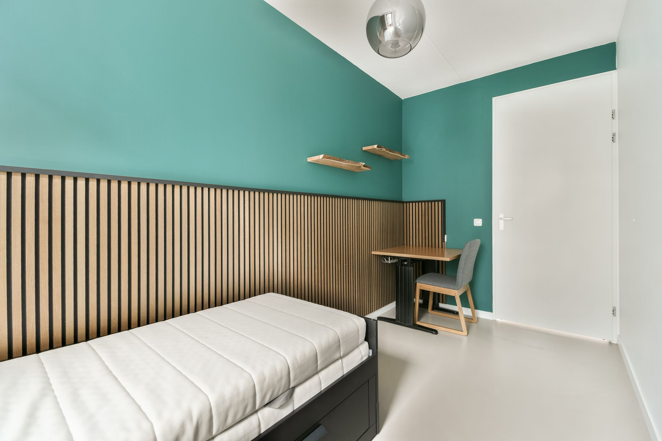 Foto 21 van Nydia Ecurystraat 47