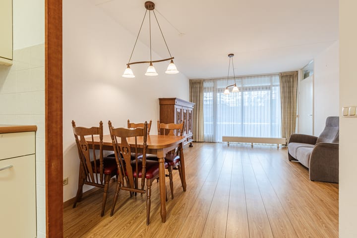 Photo 2 of Mangrovelaan 10