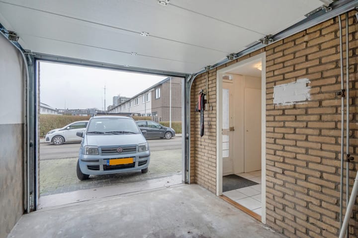 Foto 16 van Van der Maasstraat 3