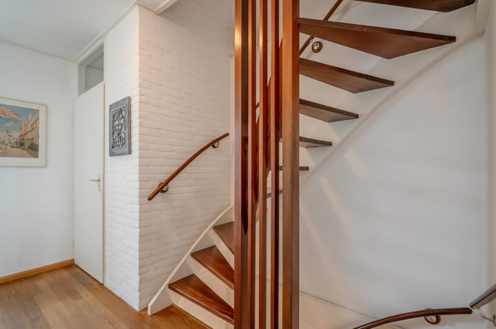 Foto 18 van Van der Maasstraat 3