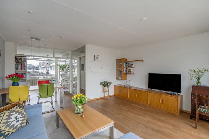 Foto 25 van Van der Maasstraat 3