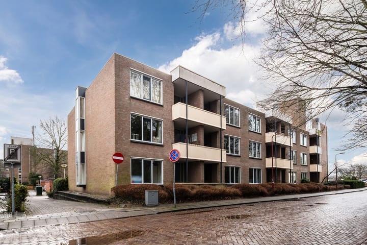 Photo 4 of Stationsstraat 9