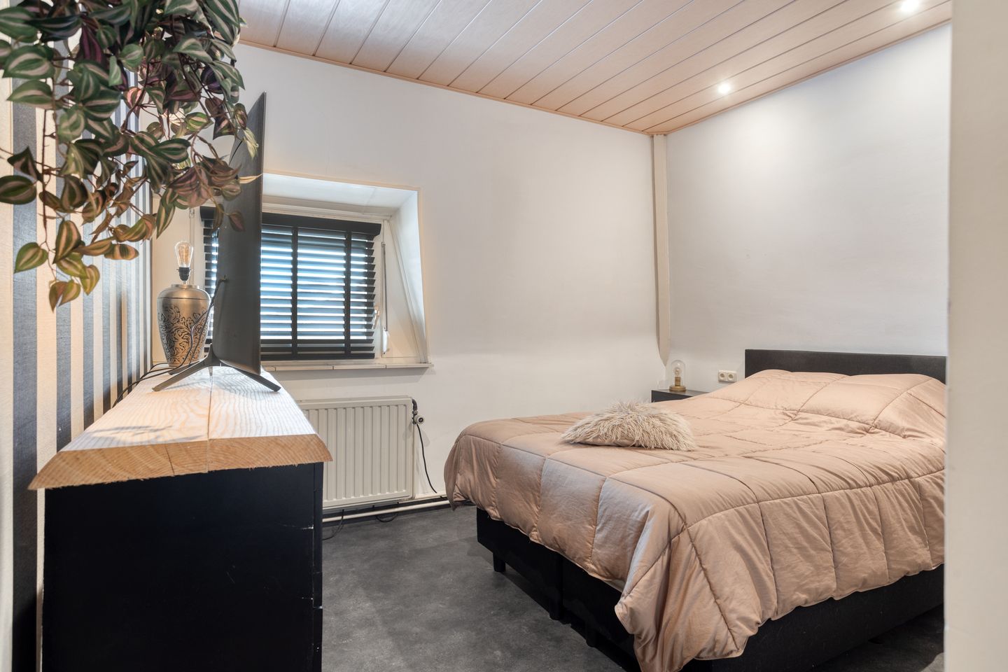 Photo 14 of Sint Anthonisweg 27