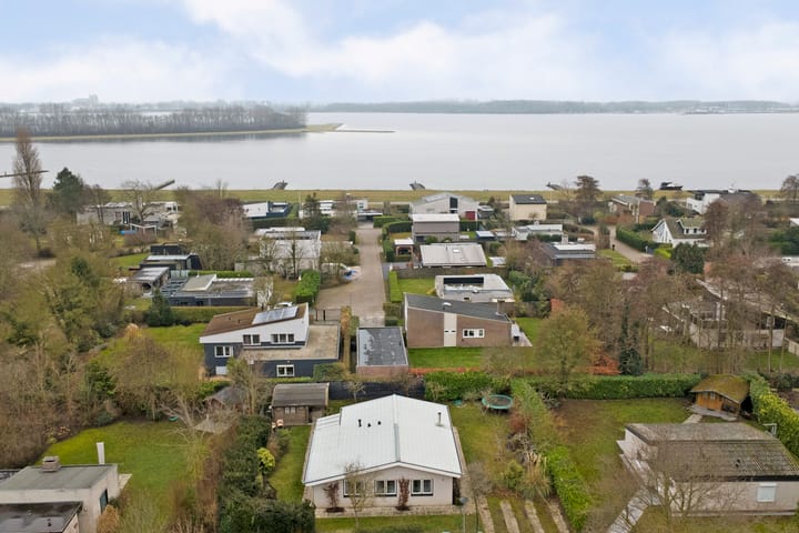 Photo 2 of Kastanjelaan 12