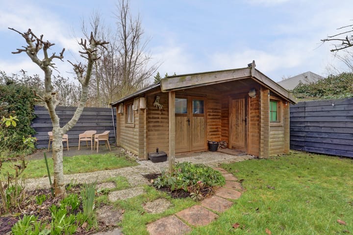 Photo 26 of Kastanjelaan 12.