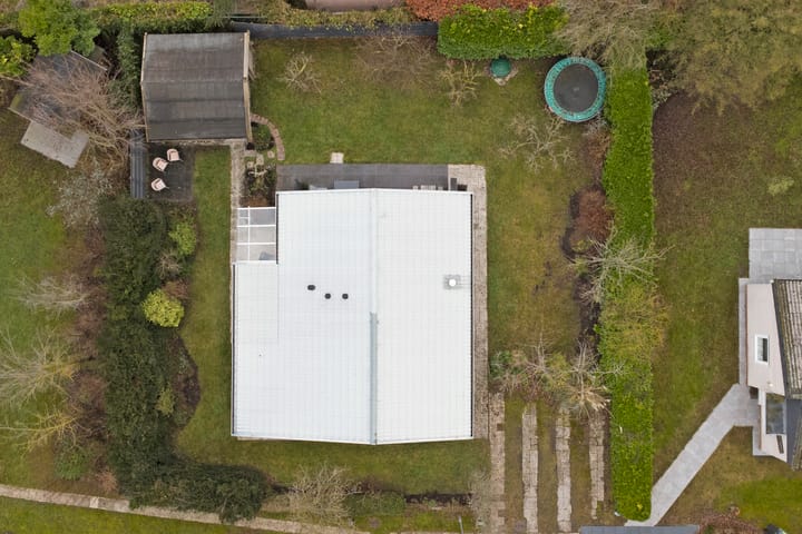 Photo 27 of Kastanjelaan 12.