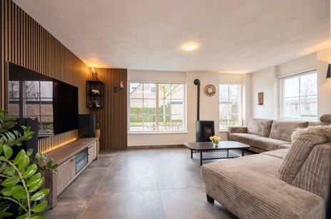 Helmkruid 11 tertiary image