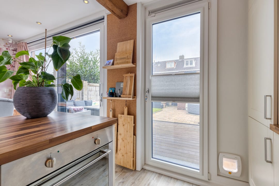 Foto 16 van Lippestraat 7