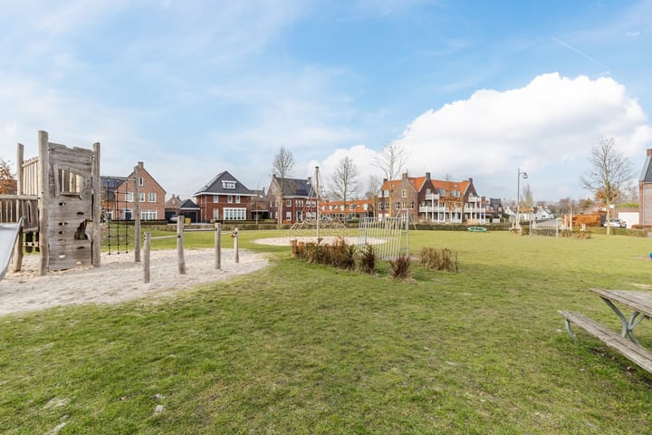 Foto 50 van Isidorusplein 9