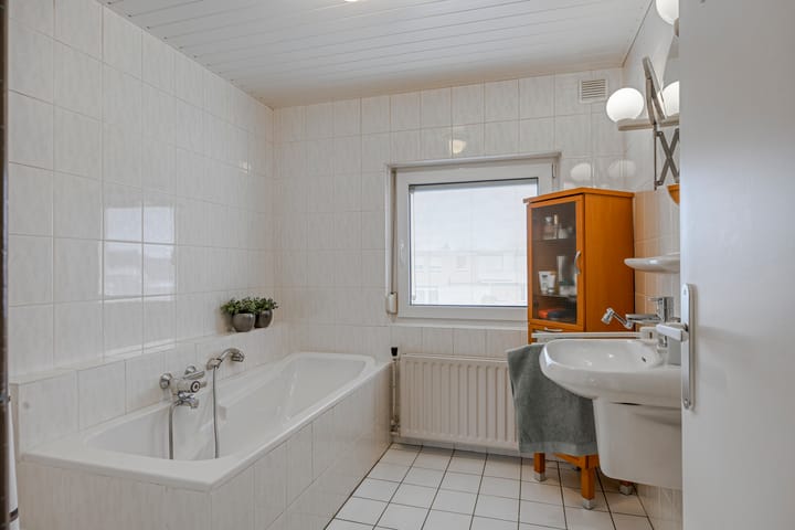 Photo 19 of Rembrandtstraat 3